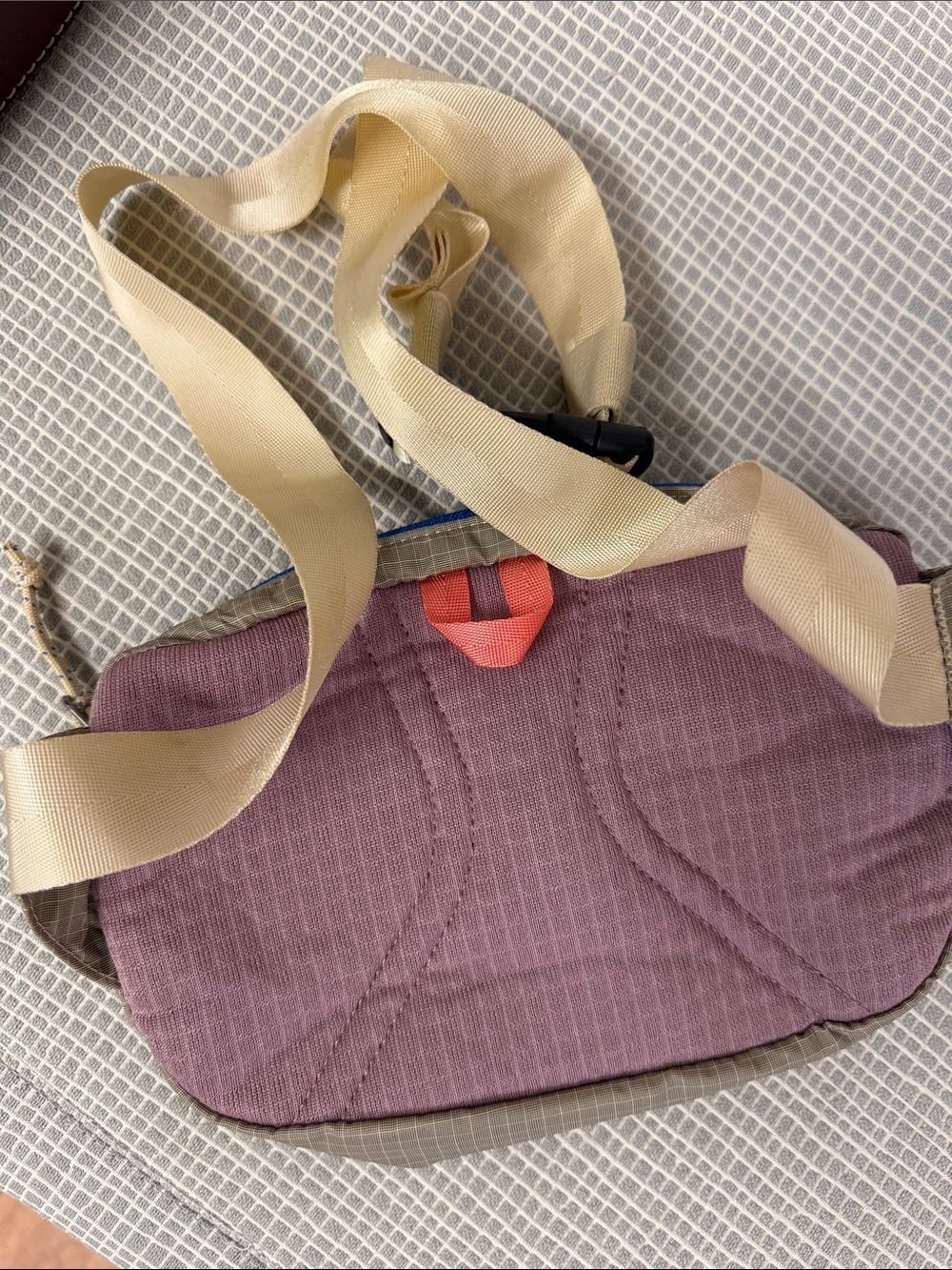 Patagonia Brown & Blue Belt Bag with Beige Strap - Picture 3 of 3